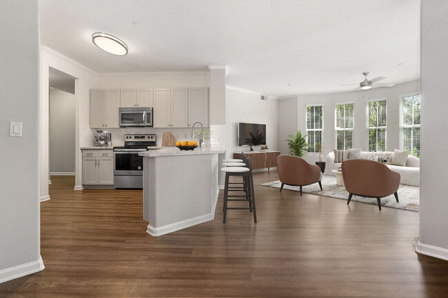 Photo - Park Central