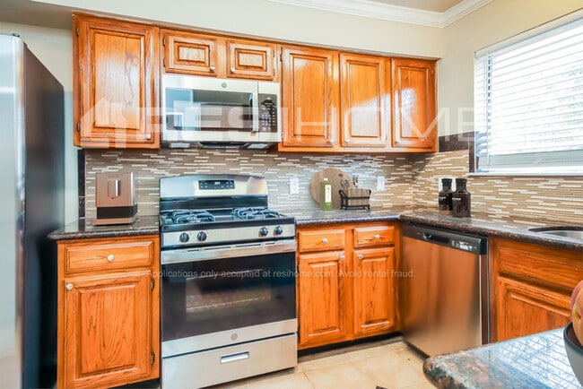 Photo - 6330 Dellfern Dr