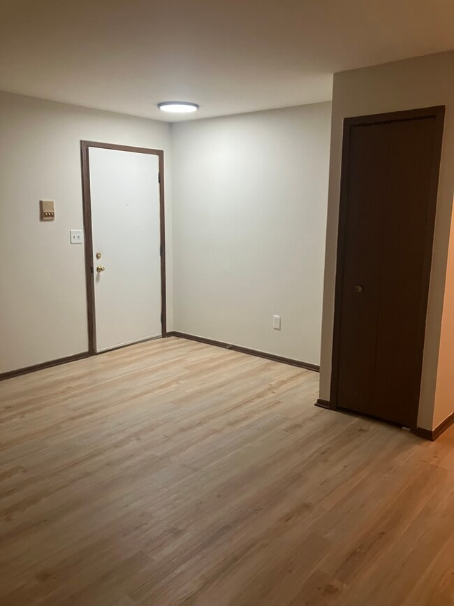 Enterance - 35711 Alfred St Unit 1