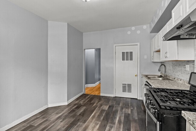 Photo - 26 Alpine St Unit 2