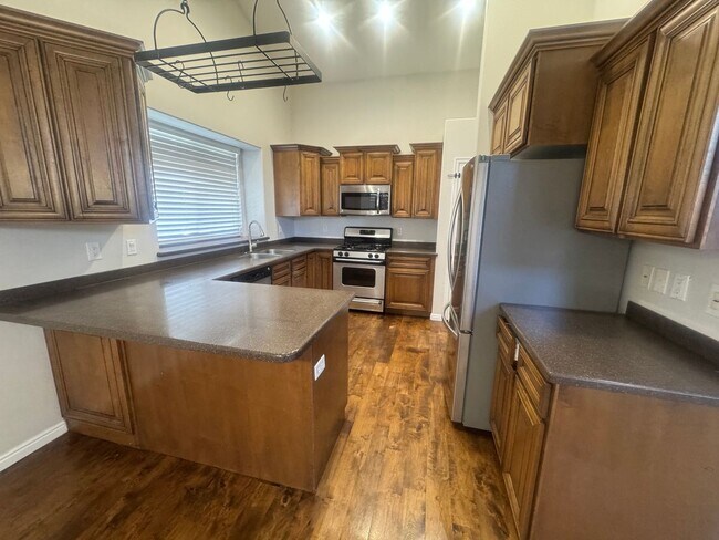 Photo - Amazing Lehi home for rent!