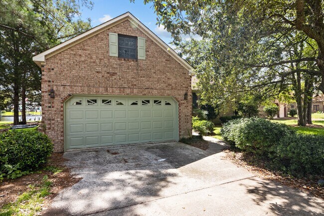 Photo - 5722 Gondolier Dr