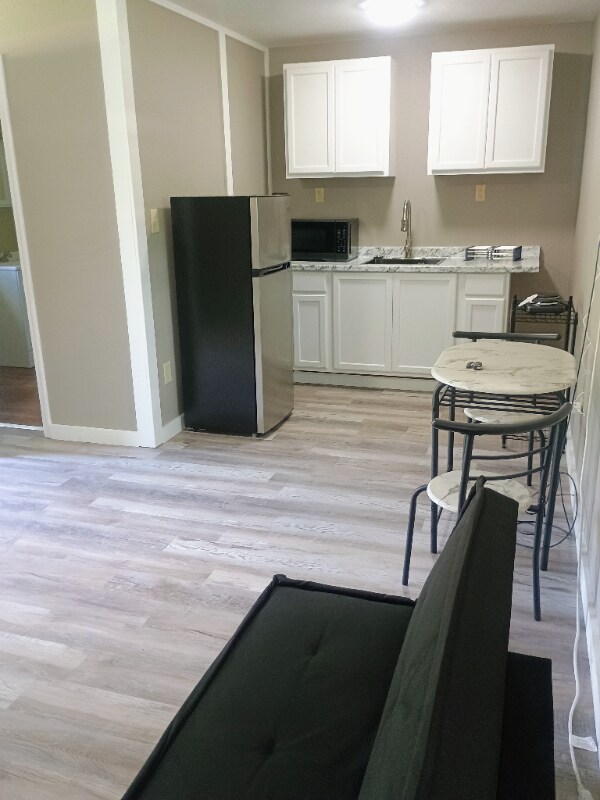 Photo - 700 County Rd 40 W