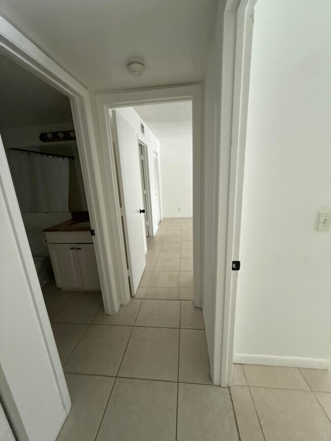 Photo - 1010 Green Pine Blvd Unit D2