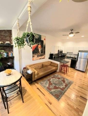 Photo - 354 1st St Unit 2R