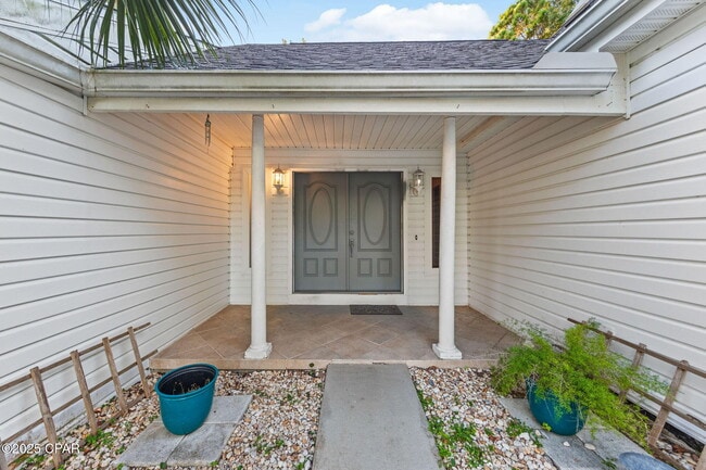 Photo - 301 Fairway Blvd
