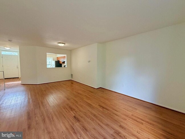 Photo - 6064 Majors Ln