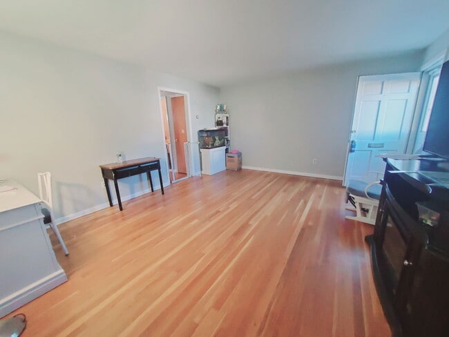 Photo - 4 Elmwood St