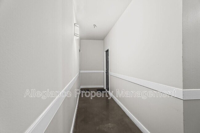 Photo - 12929 Centre Park Cir