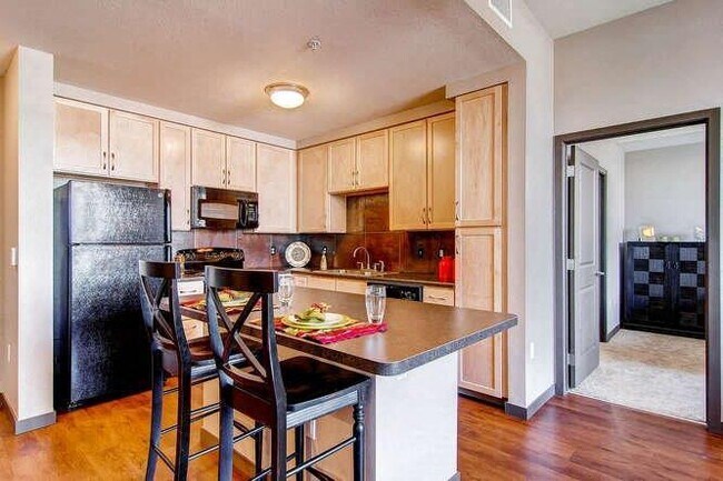 Evans Station Lofts | Denver Apartments