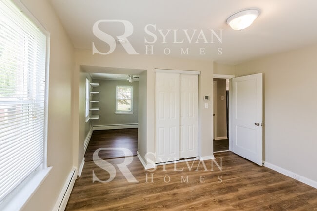 Photo - Cute, cozy and comfortable