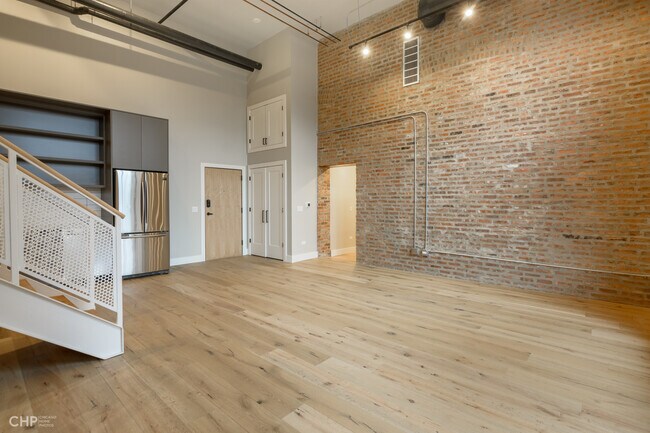 Photo - 729 N Sangamon St Unidad 309