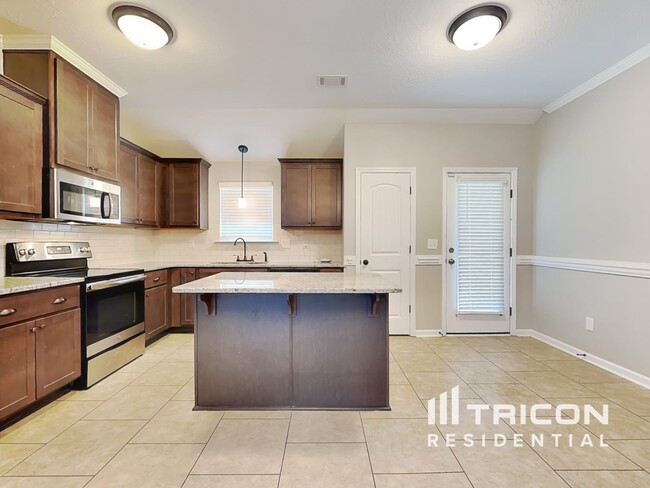 Photo - 3250 Alexandria Dr