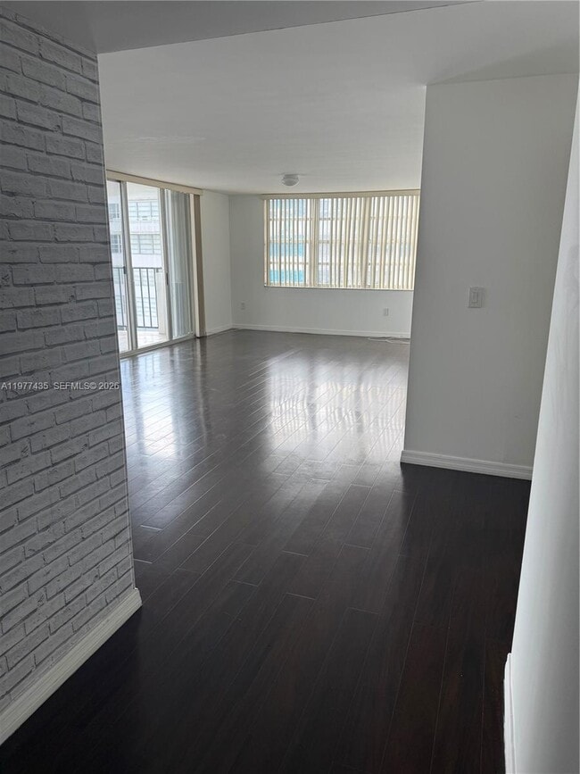 Photo - 2750 NE 183rd St Unit 1902