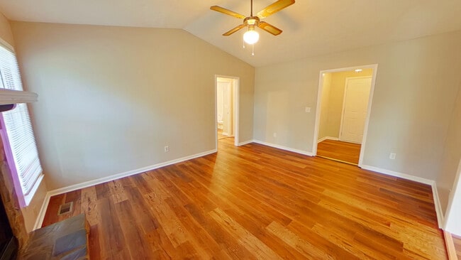 Photo - 928 Winterberry Dr