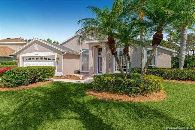 Photo - 376 NW Canna Way