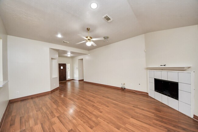Photo - 4235 Custer Creek Dr