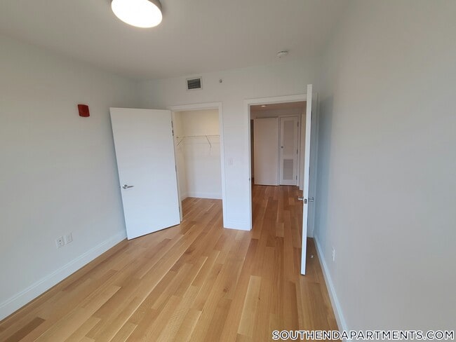 Photo - 150 Camden St Unidad 408