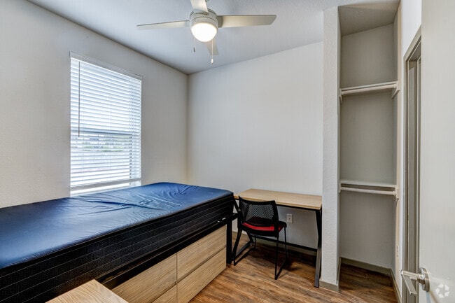 4BR, 4BA - 1187SF - Bedroom