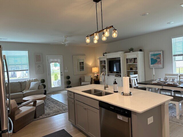 Photo - Beautiful 3 bedroom townhome with backyard space in Pendleton