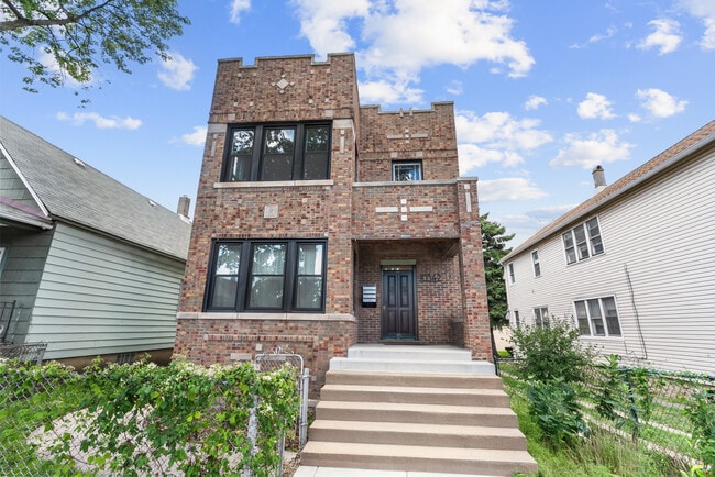Building Photo - 10542 S Ave L Rental
