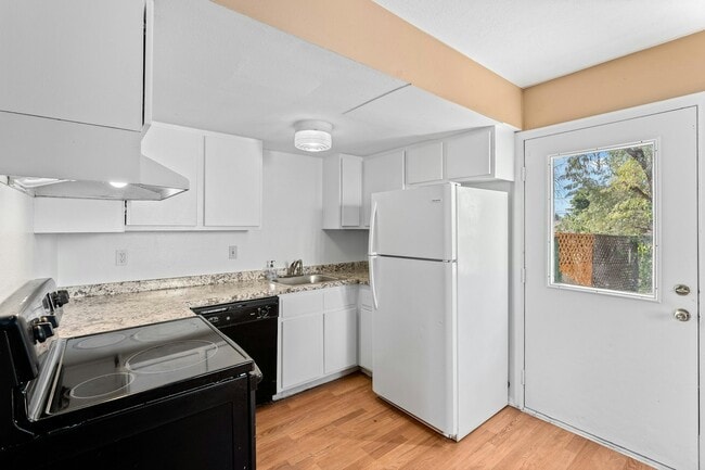 Photo - 6317 E 78th Way