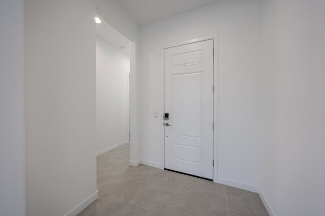 Photo - Beautiful 4 bedroom plus den home in Aloravita