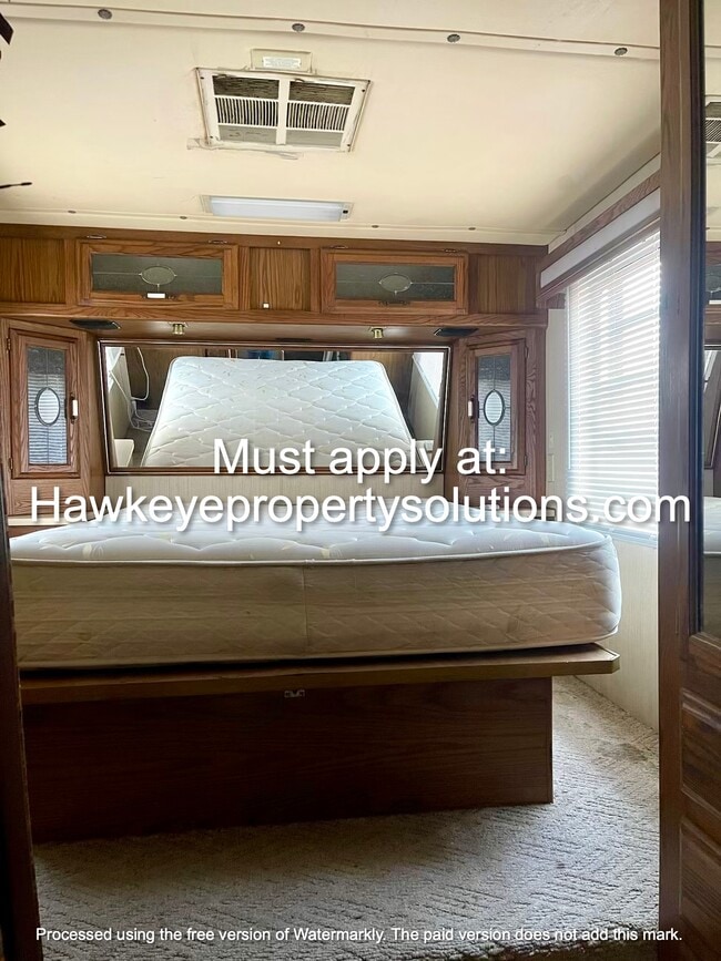 Photo - 3315 E Main St