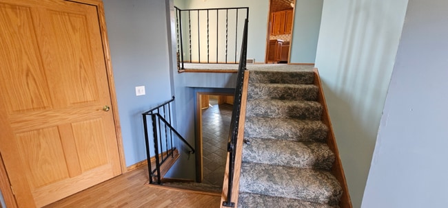 Photo - 2020 Crosstown Blvd NE