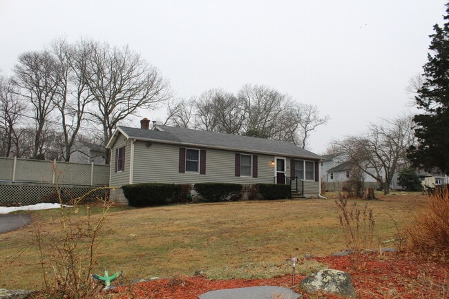 Photo - 194 Allen Ave