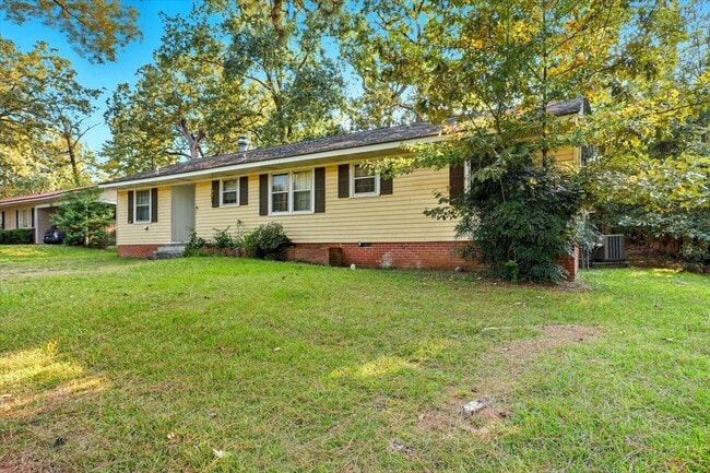 Photo - 220 McCree Dr