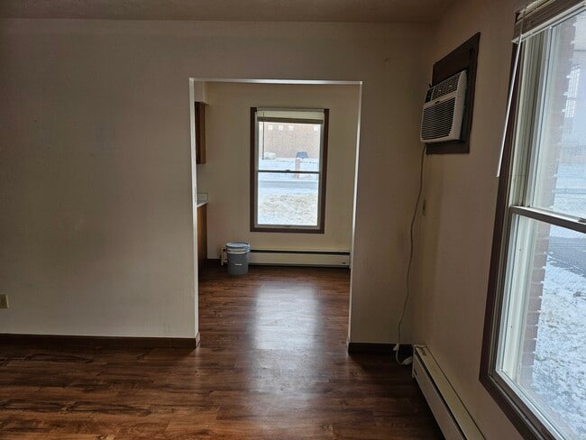 Photo - 683 N 5th St Unidad 683