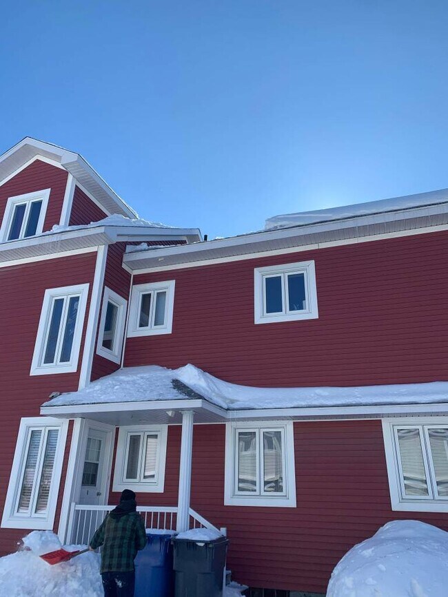 Photo - 711 Rue Principale Unit D