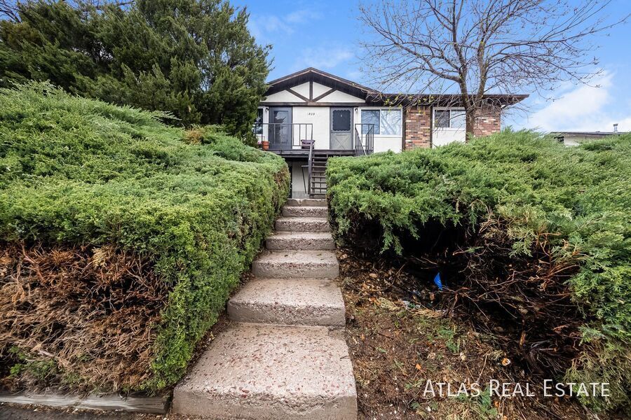 Photo - 1809 Eagleview Drive-4