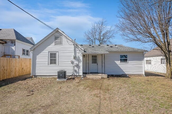 Photo - COMING SOON: Fully Furnished Home in Webb City! 2/2 includes ALL appliances, ALL utilities/pest c...