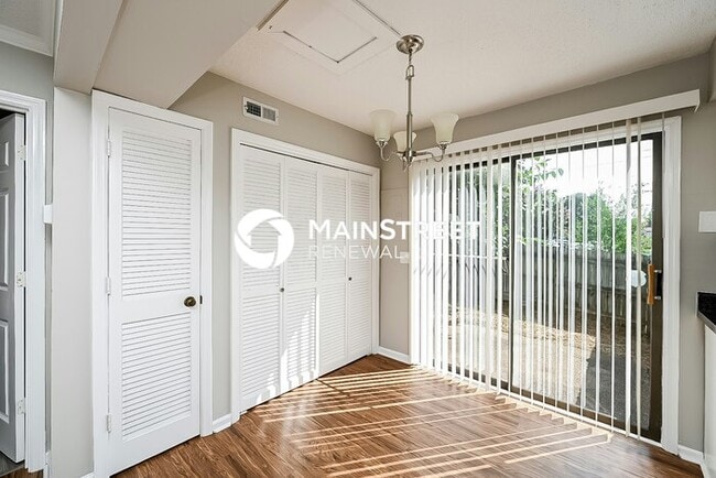 3 Bedroom Pet-Friendly Home in Nashville, TN with Main Street Renewal