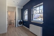 Studio, 1BA - 450SF - In-Unit Laundry