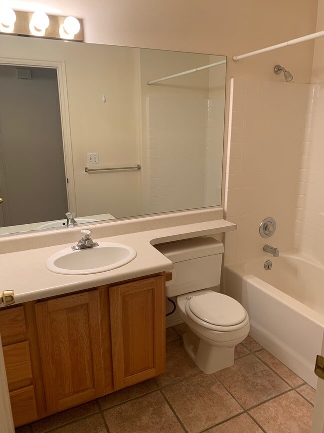 Photo - 3 Bed/ 2 Bath HOME