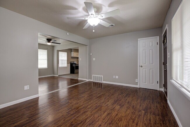Photo - 1208 Avondale Dr