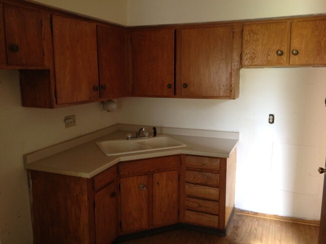 Cocina - 9420 Beckett Ave