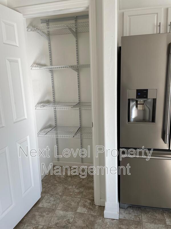 Photo - 735 7th Ave E