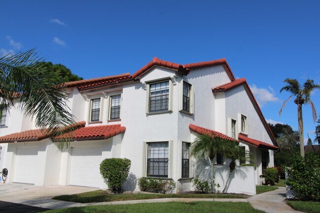 Photo - 13485 Fountain View Blvd Townhome