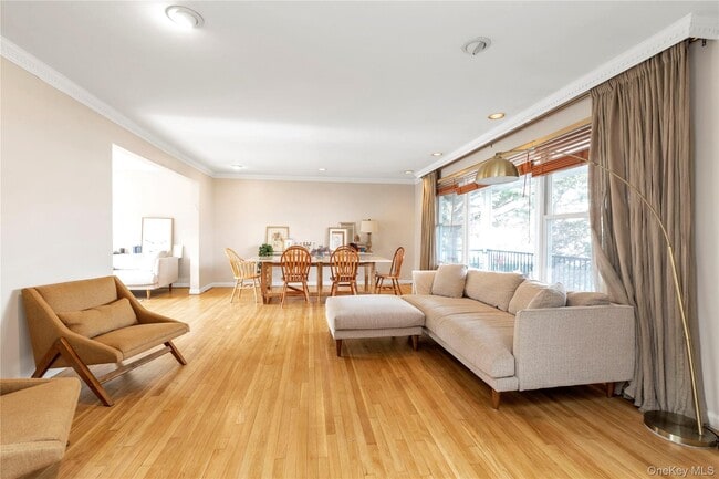 Photo - 1443 Park St