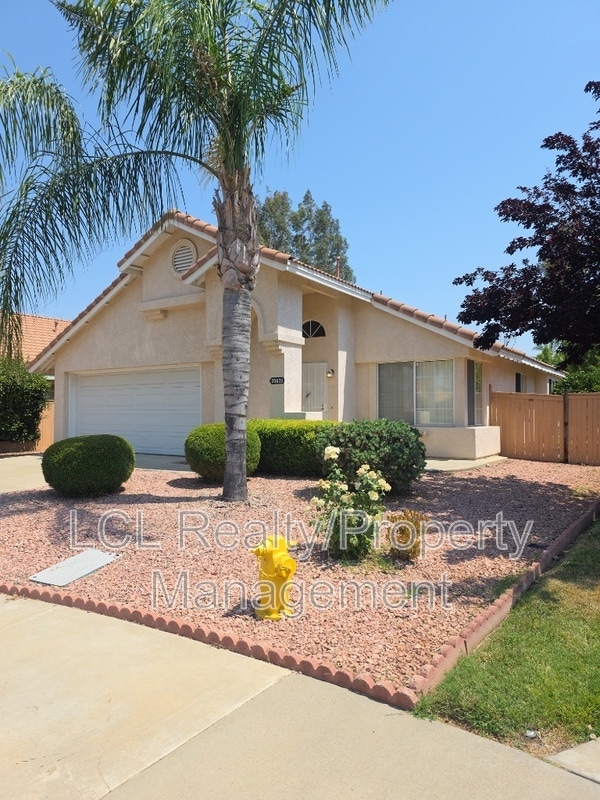 Photo - 25673 Hillman Ct House