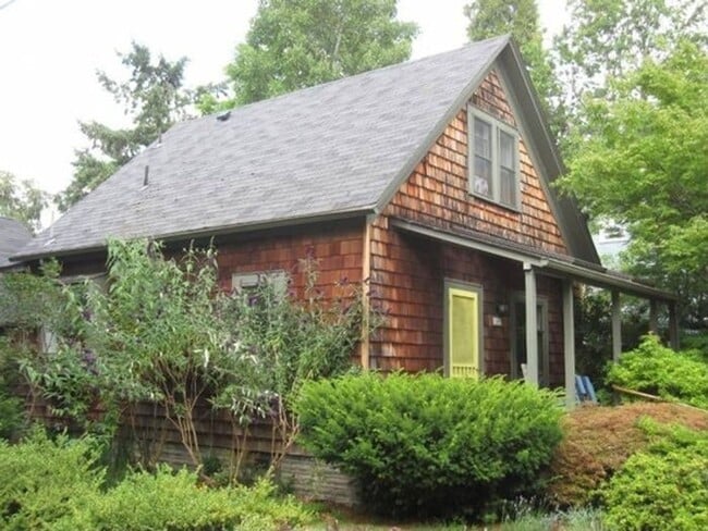 Charming Three Bedroom Home - Charming Three Bedroom Home