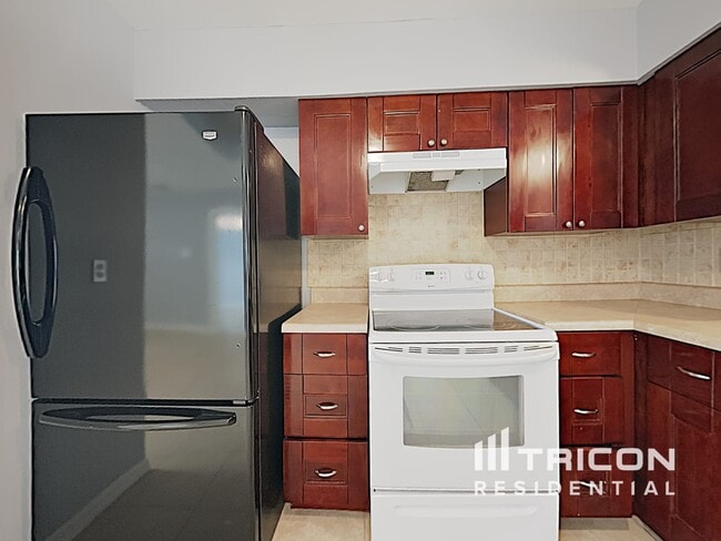 Photo - 3511 20th Ave SW