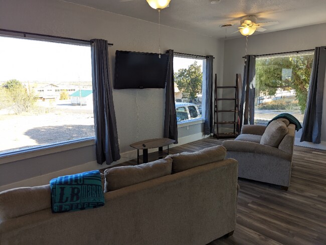 Photo - 506 Nolan St