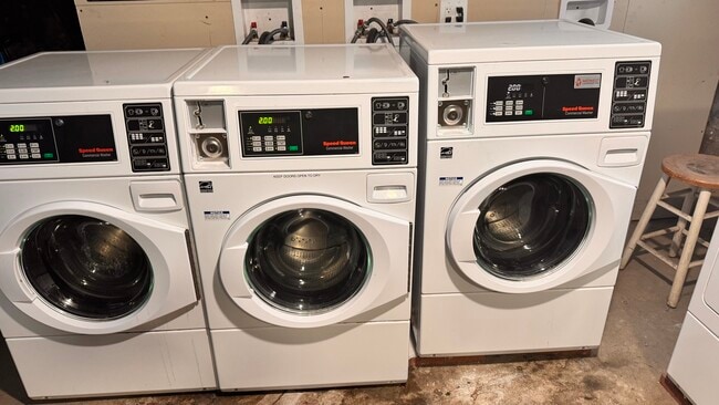 Photo - 4441 N Central Ave