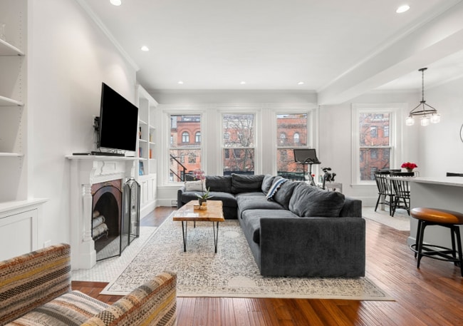 Photo - 461 Beacon St Condo Unit 4
