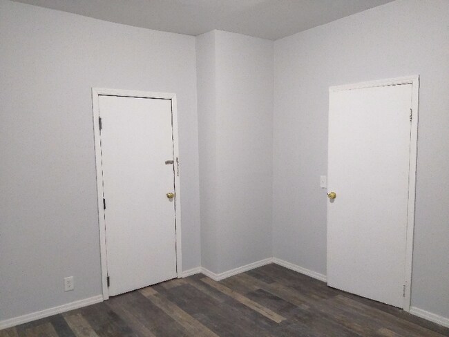 Photo - 1158 Summit Ave